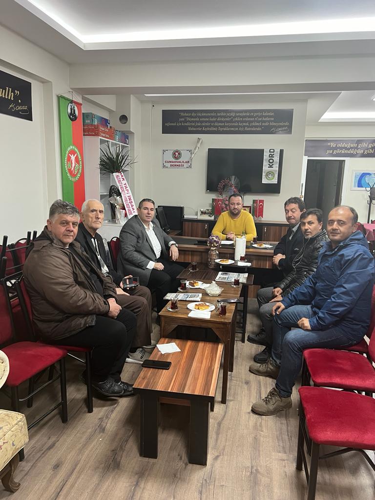 İzmir'in Menderes ilçesinde 2024 yerel seçimlerinde AK Parti'den belediye başkan aday adayı olan İsmail Karabel, Cumaovalılar Derneği'ni ziyaret etti.